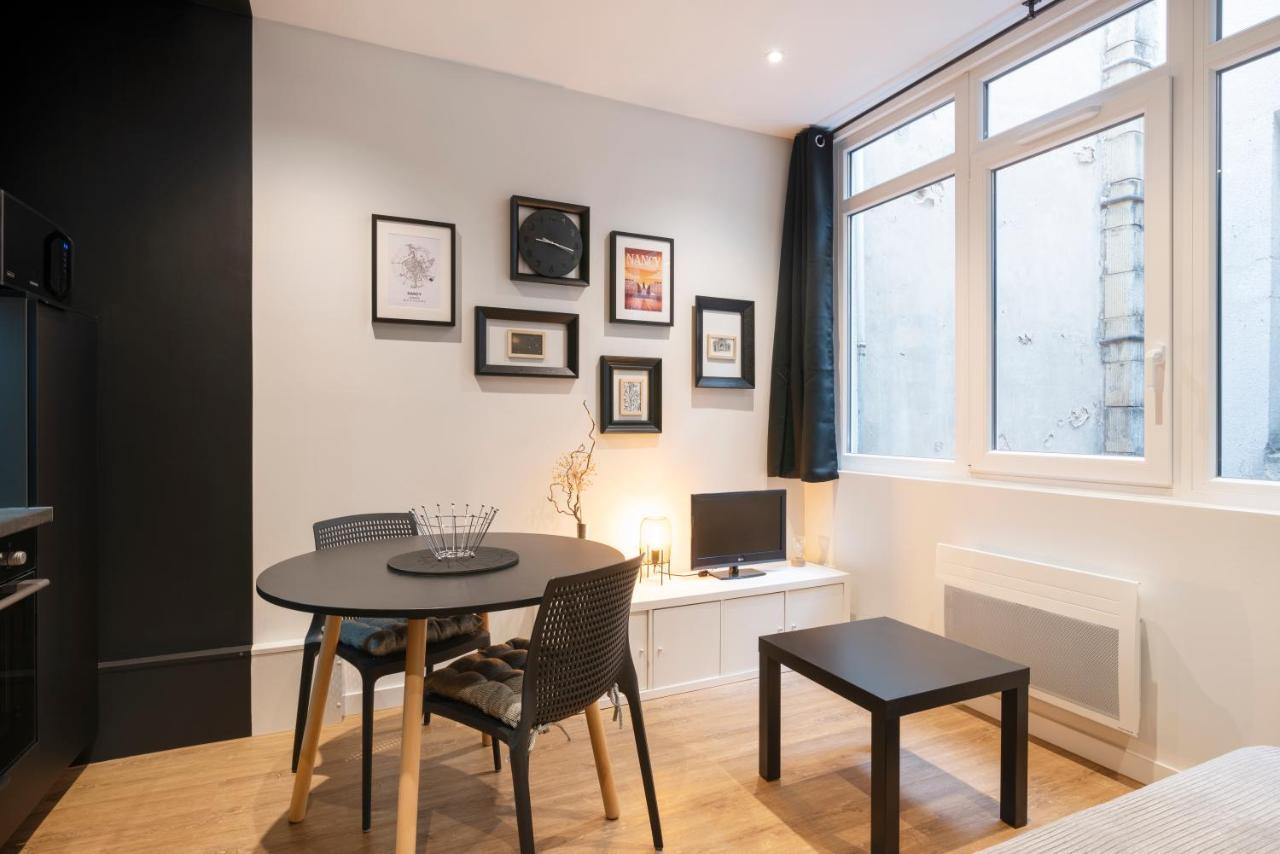 Le Cocon Des Dominicains - Duplex Pour 2, Nancy Apartman Kültér fotó